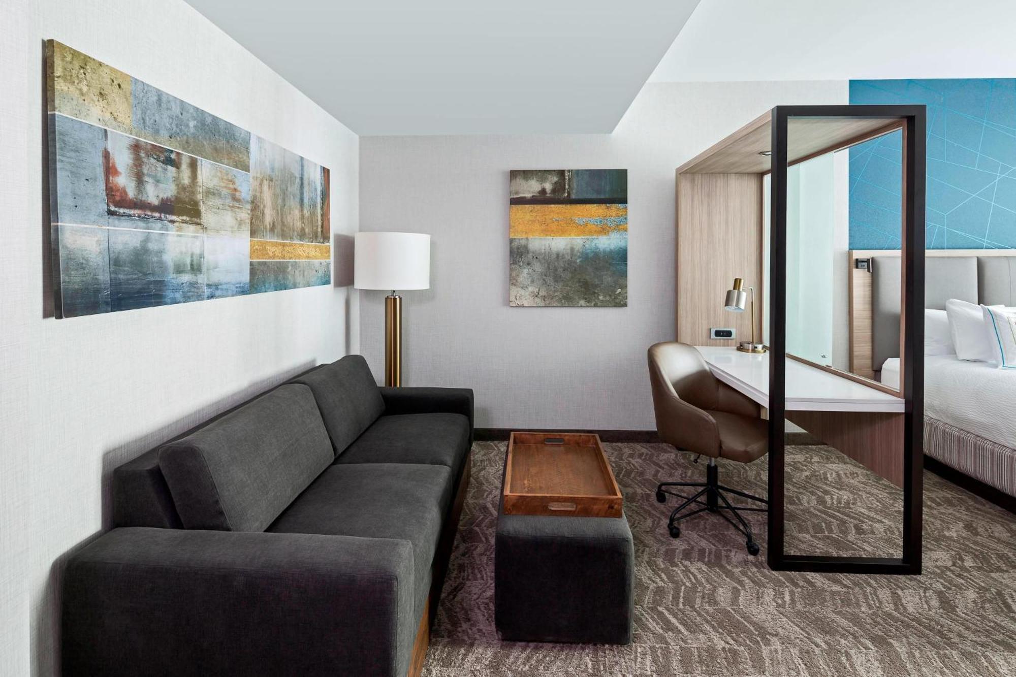King Room with Sofa Bed,1634453844:JPEG